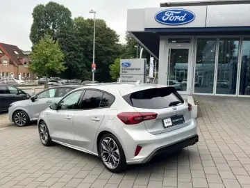 Ford Focus ST-Line X 18'' Styling Driver Assistance Package