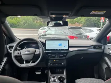 Ford Focus ST-Line X Autom LED Driver Assistance Package