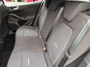 Ford Focus Active ACC LED Kamera Sound-System B&O