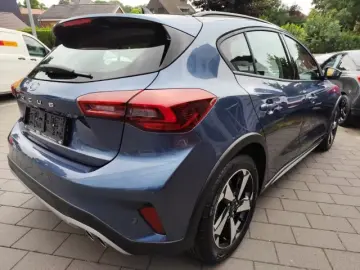 Ford Focus Active ACC LED Kamera Sound-System B&O