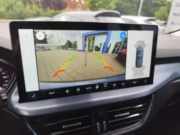 Ford Focus Active ACC LED Kamera Sound-System B&O