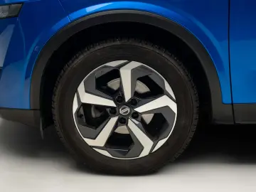 Nissan Qashqai 1.3 l MHEV X-Tronic 4WD N-Connecta