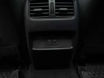 Nissan Qashqai 1.3 l MHEV X-Tronic 4WD N-Connecta