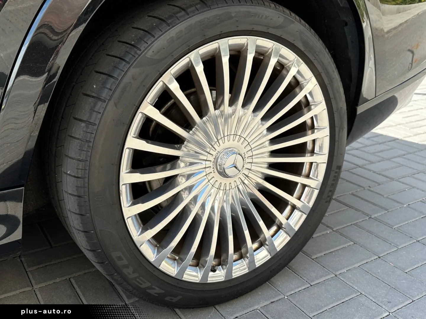 MERCEDES-BENZ GLS 600 Maybach 250k Listenpreis MANUFAKTUR