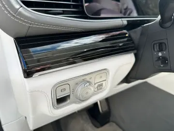 MERCEDES-BENZ GLS 600 Maybach 250k Listenpreis MANUFAKTUR