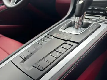 PORSCHE Cayman GTS Bose PDLS  GRA RFK StzHzg Lüft PPF