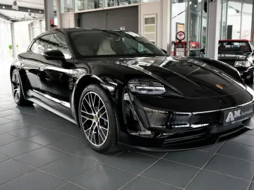 PORSCHE Taycan Sport Turismo Perf.Plus Hinterachslenkung