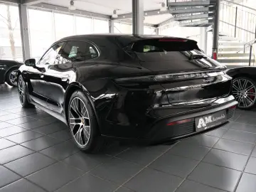 PORSCHE Taycan Sport Turismo Perf.Plus Hinterachslenkung