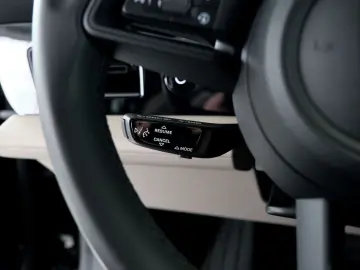 PORSCHE Taycan Sport Turismo Perf.Plus Hinterachslenkung