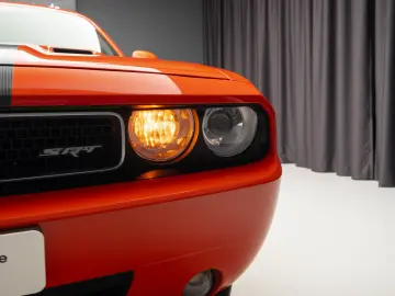 Dodge Challenger SRT-8