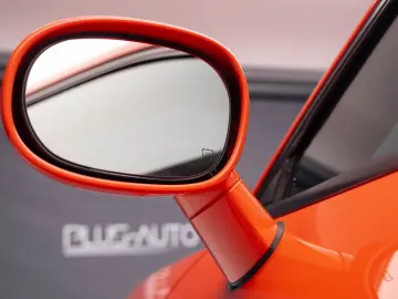 Dodge Challenger SRT-8