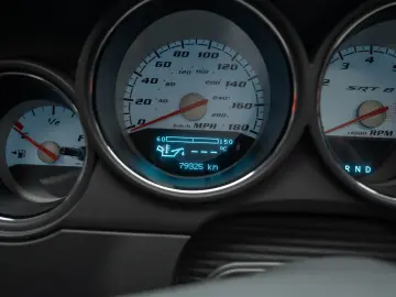 Dodge Challenger SRT-8