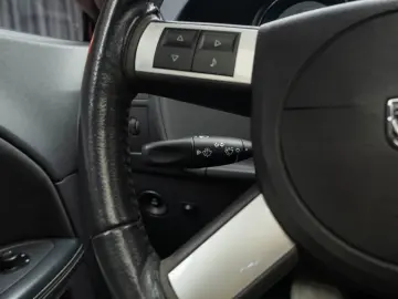 Dodge Challenger SRT-8