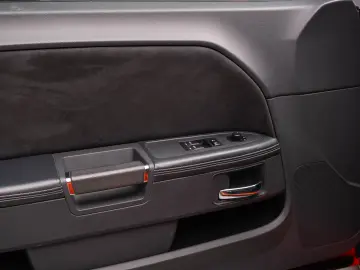 Dodge Challenger SRT-8