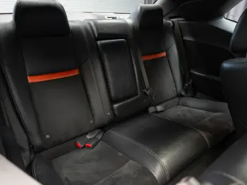 Dodge Challenger SRT-8