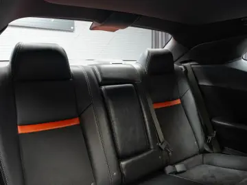 Dodge Challenger SRT-8