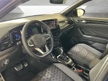 VW T-Roc R-Line 1.5 TSI 2xKlima ACC AUT Kam. KlimaA