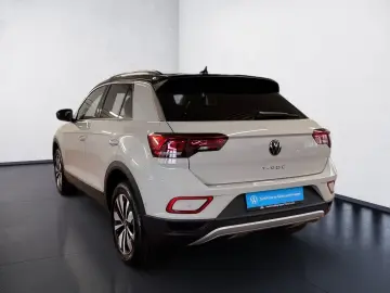 VW T-Roc 1.5 TSI Move DSG LED Navi ACC RFK 2xKlima