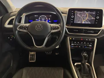 VW T-Roc 1.5 TSI Move DSG LED Navi ACC RFK 2xKlima