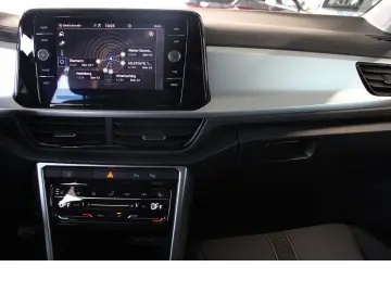 VW T-Roc Life Top-Ausstattung Top-Zustand