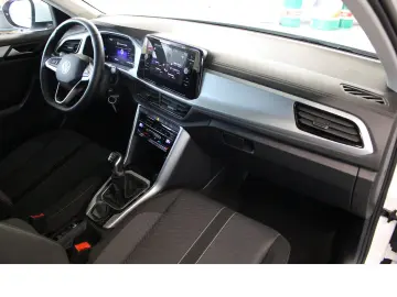 VW T-Roc Life Top-Ausstattung Top-Zustand