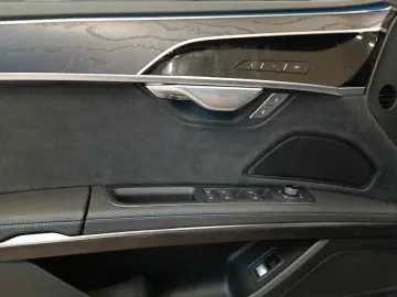 AUDI A8 3.0 TDI quattro B&O HUD Pano StdHz Leder