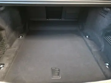 AUDI A8 3.0 TDI quattro B&O HUD Pano StdHz Leder