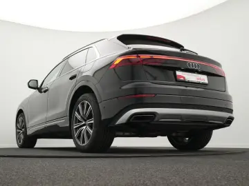 AUDI Q8 55 TFSI e quattro tiptronic  S line