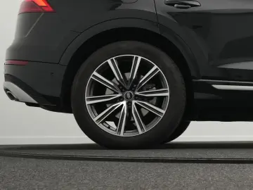 AUDI Q8 55 TFSI e quattro tiptronic  S line