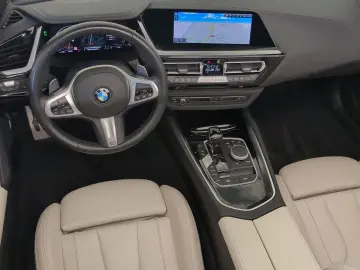 BMW Z4 sDrive 20i M Sport Navi LED Apple Android PDC