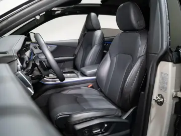 AUDI Q8 50 TDI QU S LINE BLACK MATRIX PANO