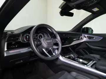 AUDI Q8 50 TDI QU S LINE BLACK MATRIX PANO