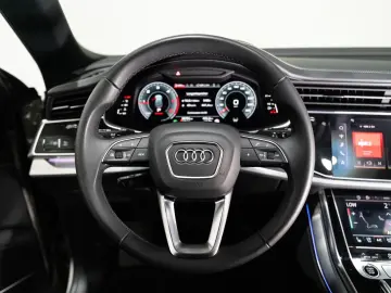 AUDI Q8 50 TDI QU S LINE BLACK MATRIX PANO