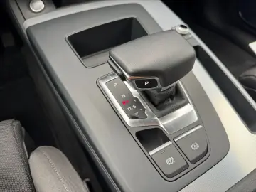 AUDI Q5 S line 40 TDI quattro