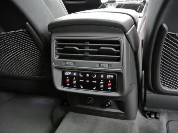 AUDI SQ8 SUV TFSI AHK B&O HeadUP