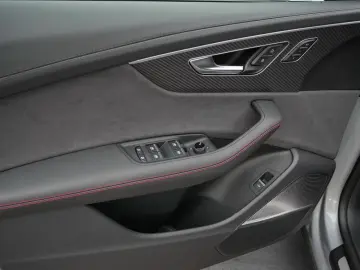 AUDI SQ8 SUV TFSI AHK B&O HeadUP