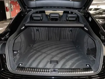AUDI SQ8 Sportback e-tron 370 kW