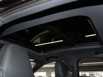 AUDI SQ8 Sportback e-tron 370 kW