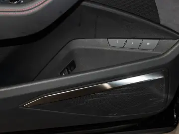 AUDI SQ8 Sportback e-tron 370 kW