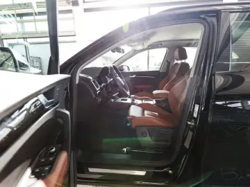 AUDI Q5 advanced 40 TDI quattro S tronic