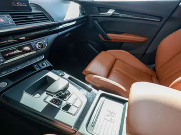 AUDI Q5 advanced 40 TDI quattro S tronic