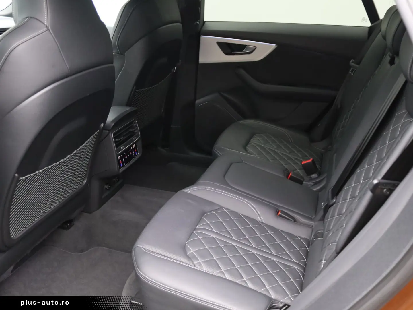 AUDI Q8 S-Line 50TDI 360 Massage Ventil