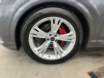 AUDI Q8 50 TDI quattro Massage Ventil B&O HuD