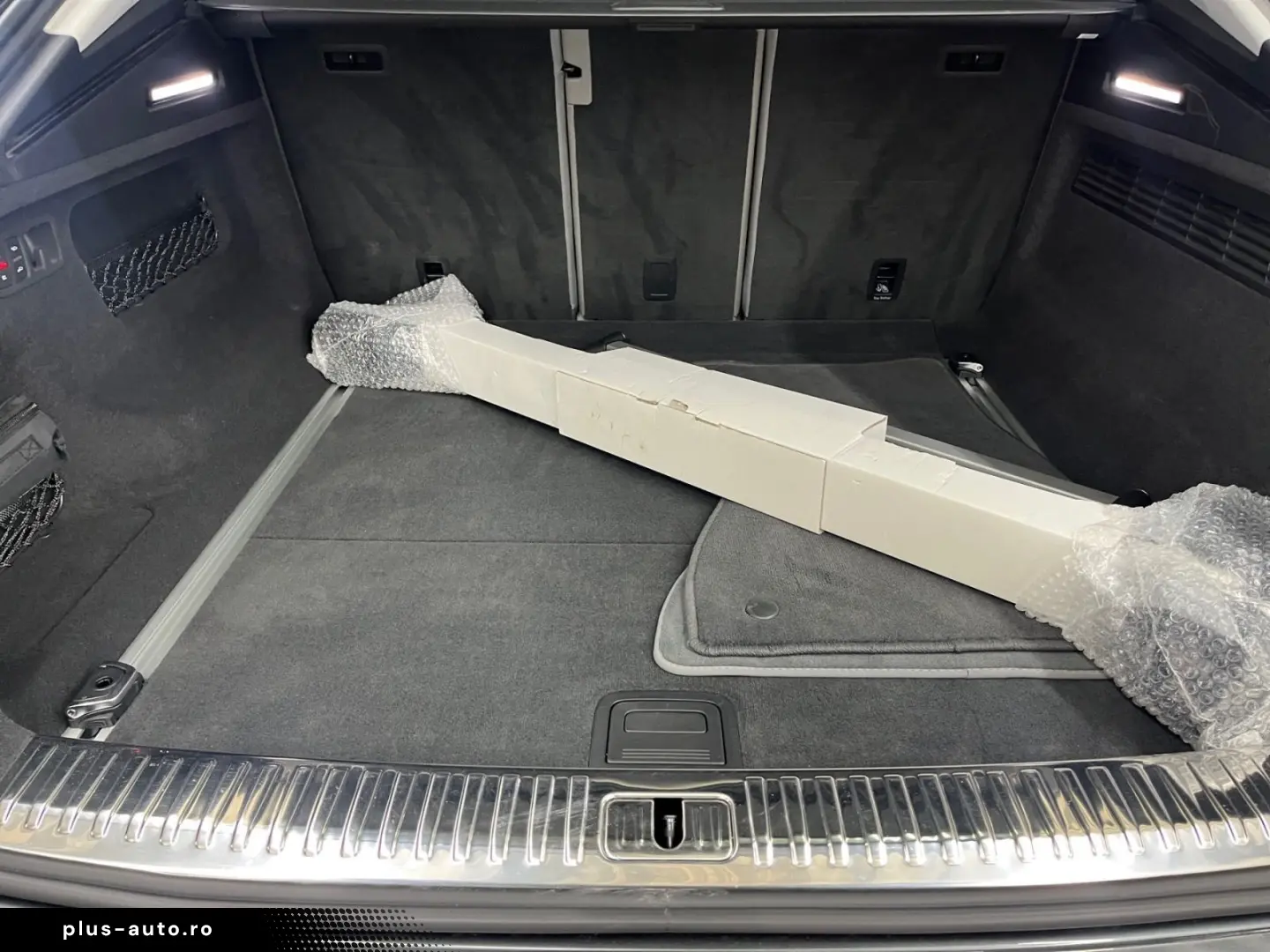 AUDI Q8 50 TDI quattro Massage Ventil B&O HuD