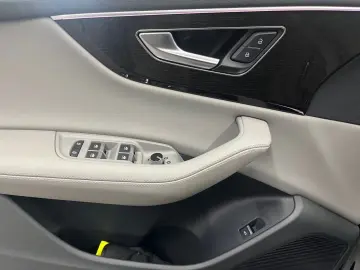 AUDI Q8 50 TDI quattro Massage Ventil B&O HuD