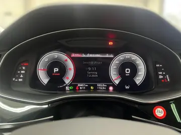 AUDI Q8 50 TDI quattro Massage Ventil B&O HuD