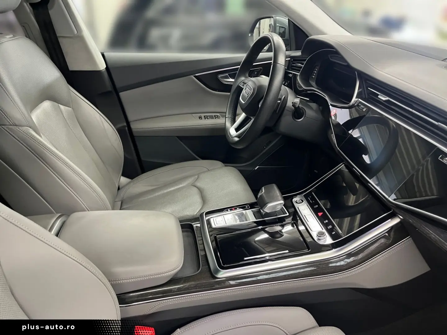 AUDI Q8 50 TDI quattro Massage Ventil B&O HuD