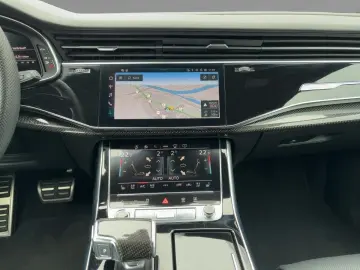 AUDI Q8 50 TDI quattro S line Matrix competition plus