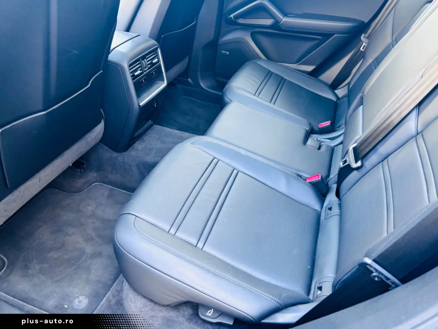 PORSCHE Cayenne Coupe