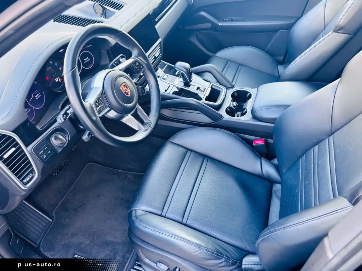 PORSCHE Cayenne Coupe